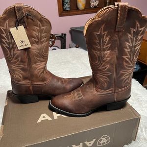 Ariat western toe boots